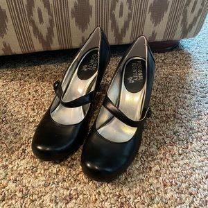 Black closed toe heels